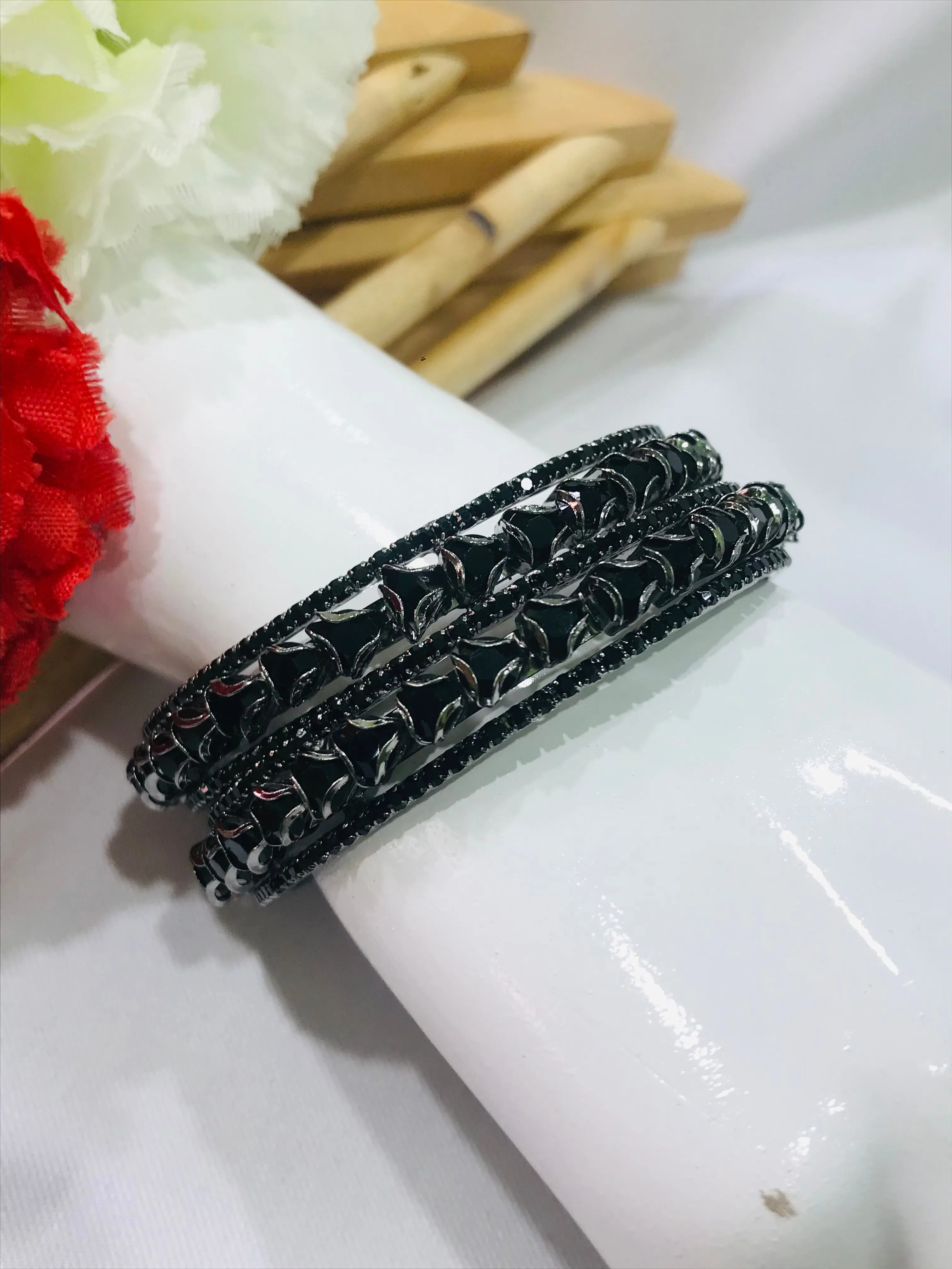 Gorgeous AD Bangle Set - Black