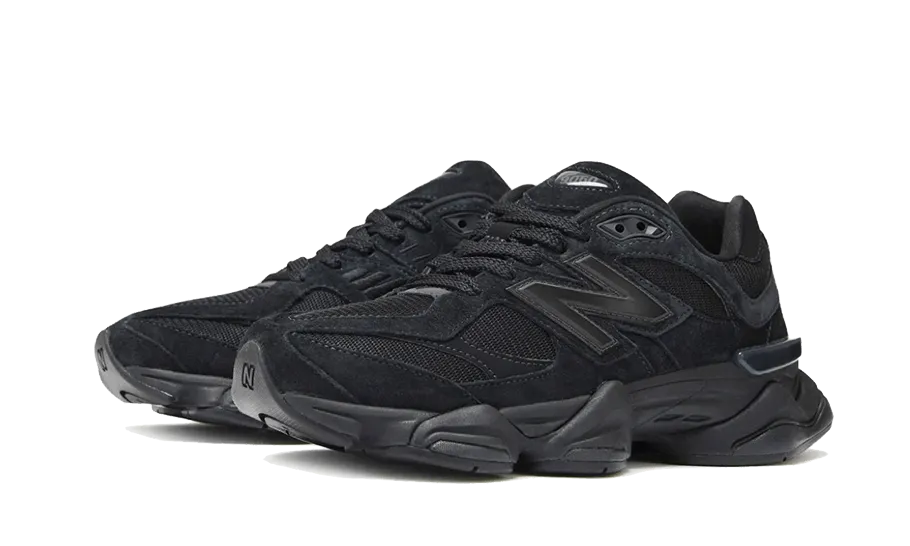 New Balance 9060 Triple Black