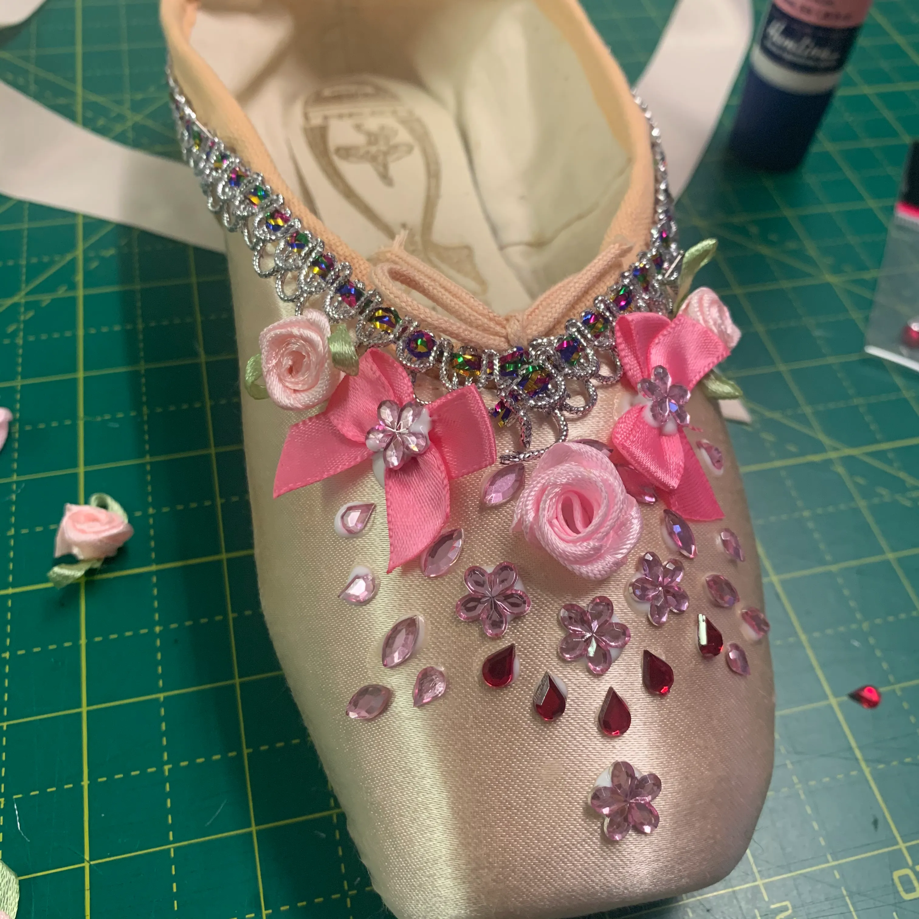 Pointe Shoe Decorating Kit