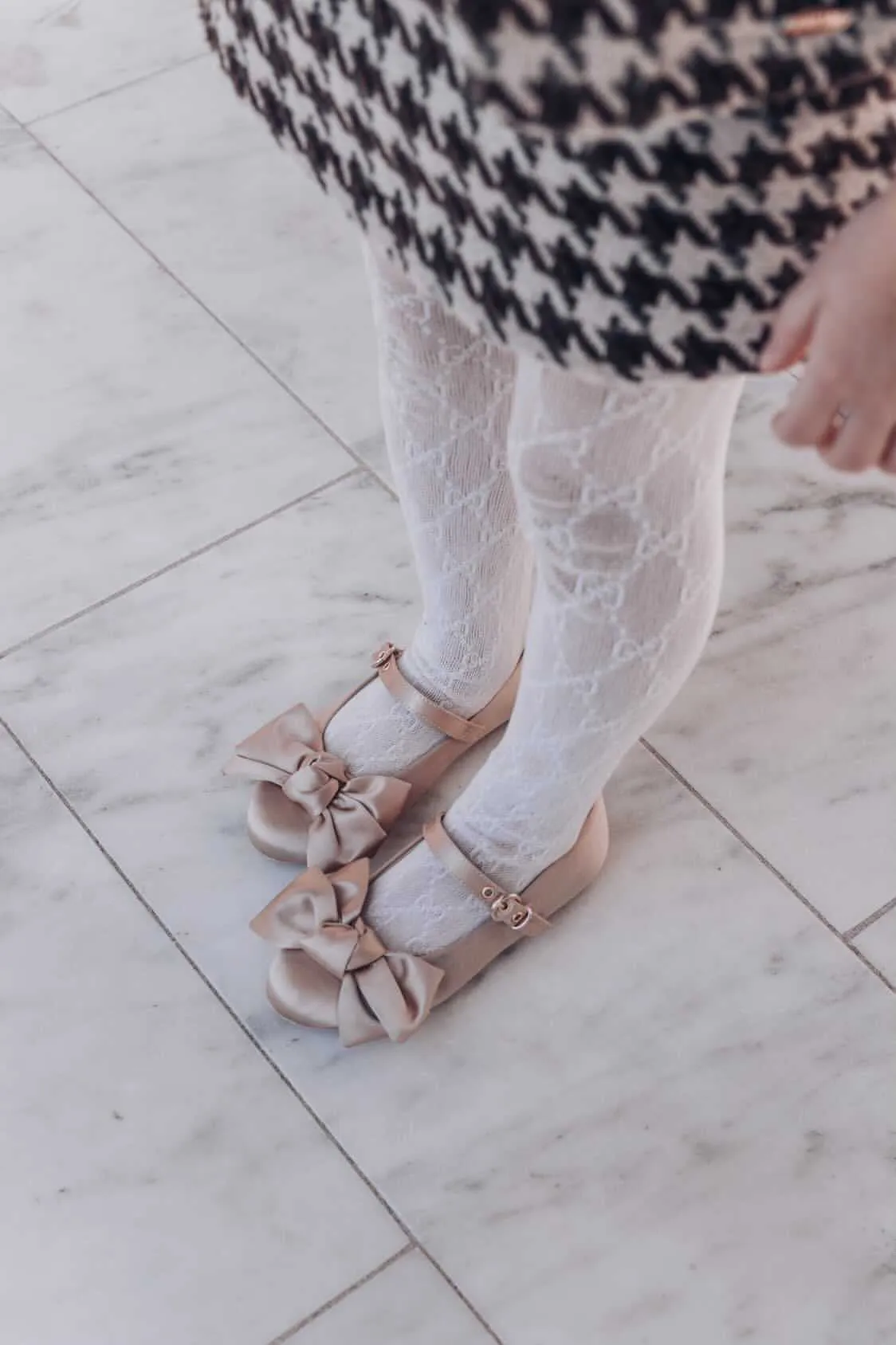 Victoria bow shoes